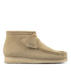 Clarks Wallabee Boot Maple Suede