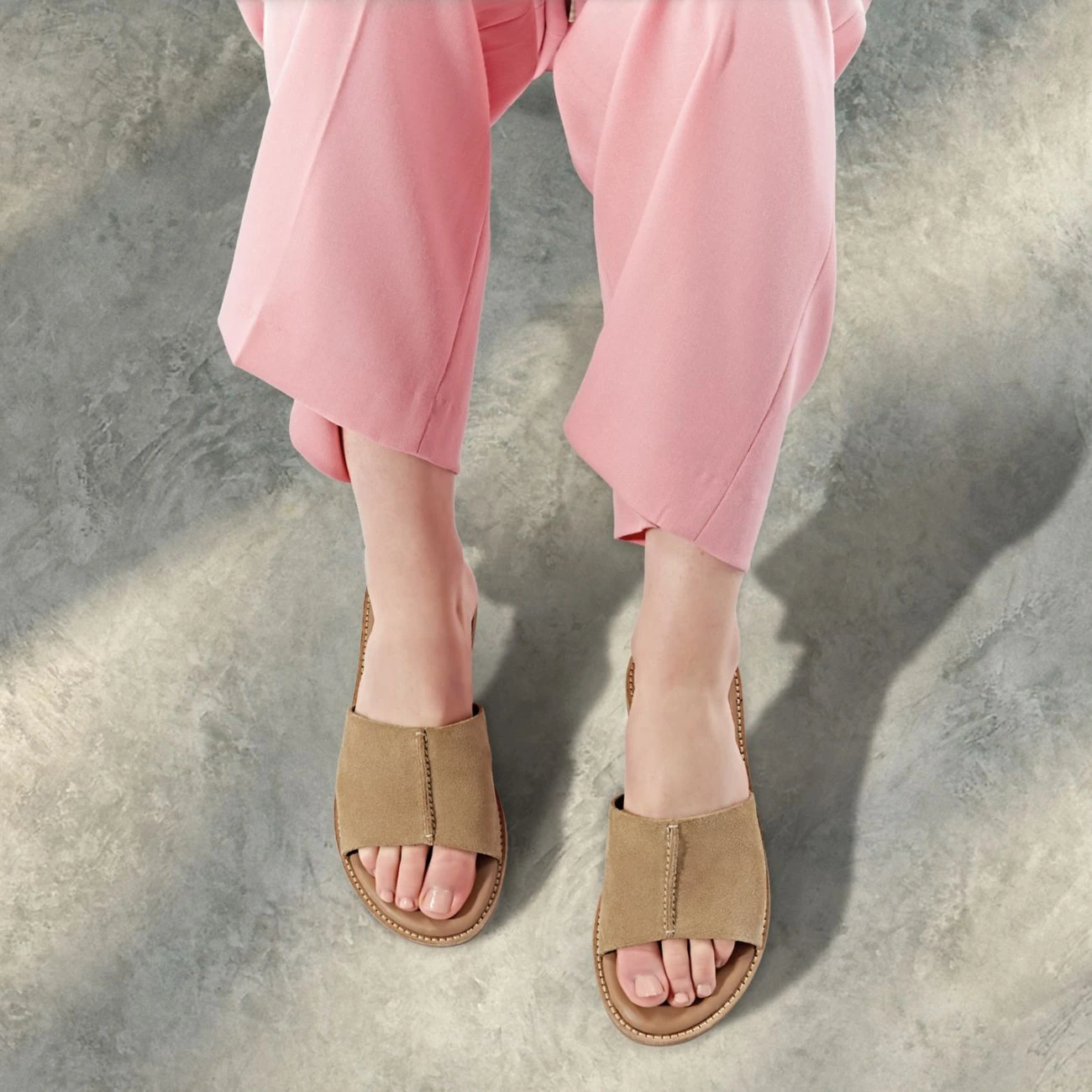 Clarks Karsea Mule Light Tan Suede 2 Clarks Karsea Mule Light Tan Suede - Image 2