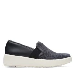 Clarks Step Deals Store 13 Clarks Layton Petal Black Interest