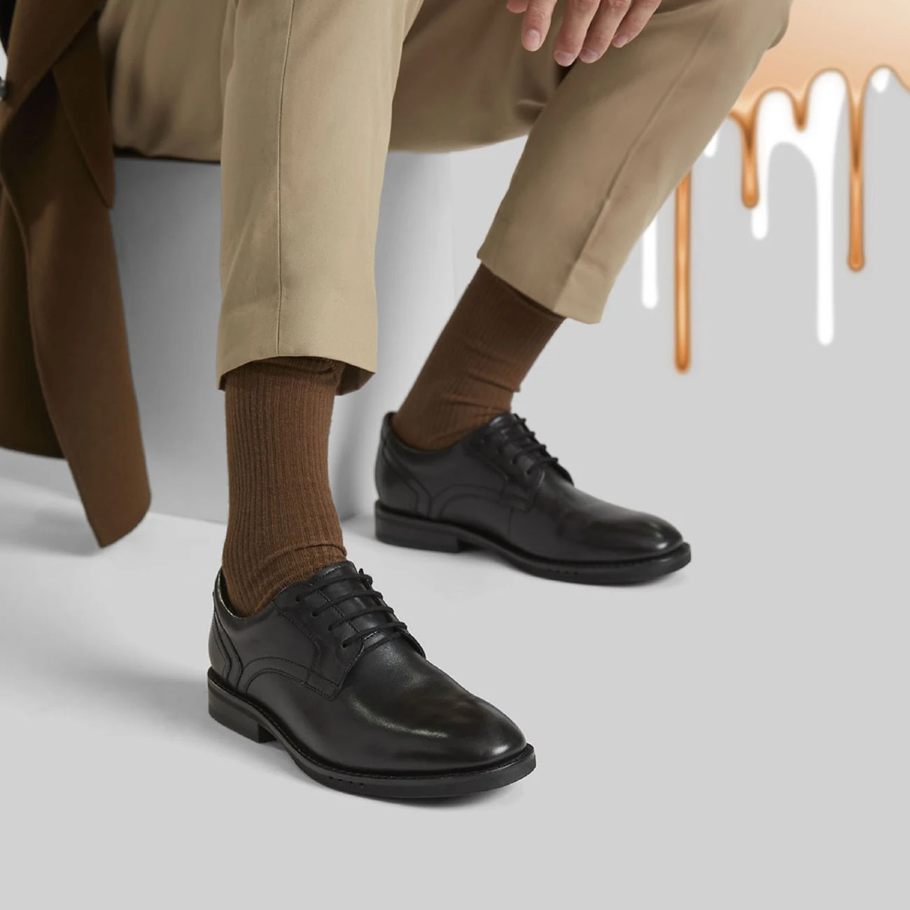 Clarks Un Hugh Lace Black Leather 2 Clarks Un Hugh Lace Black Leather - Image 2