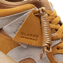 Clarks 8th St Breacon Light Brown -Clarks Step Deals Store 26170065 W 8